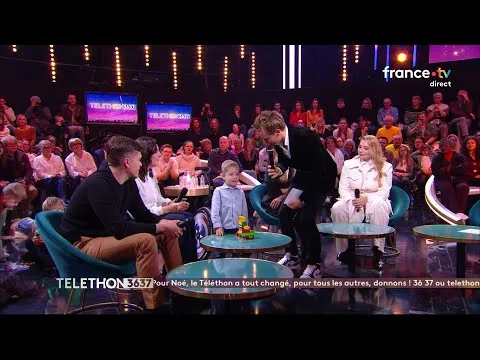 Noé a des muscles grands comme ça