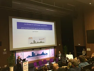 Les Prs Jean Pouget et Shahram Attarian (Marseille)  lors des 17e journées de la SFM