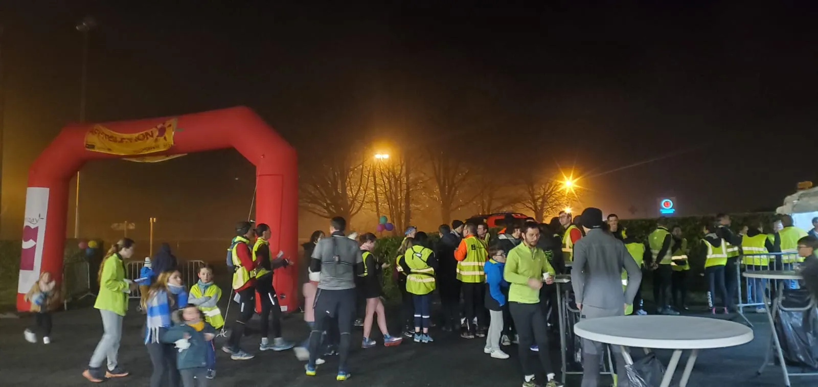 Depuis 2016, Julien et ses collègues de l’amicale des sapeurs-pompiers de Cerizay s’engagent avec constance pour le Téléthon.