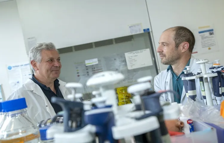 Olivier Benveniste et Yves Allenbach de l'équipe 8, Myopathies inflammatoires & thérapies innovantes ciblées