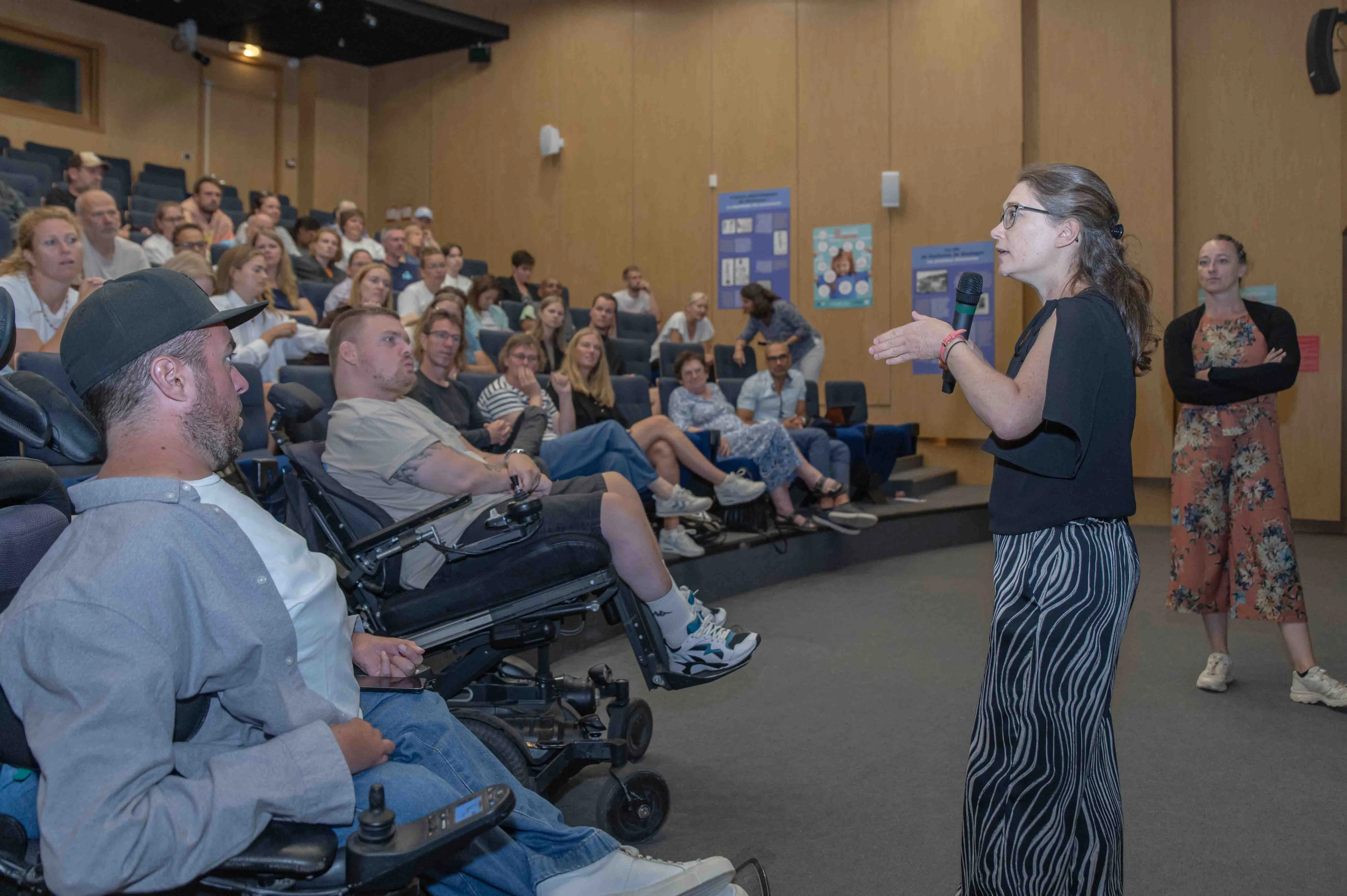Visite de l'association MuskelsVindfonden à l'Institut de Myologie