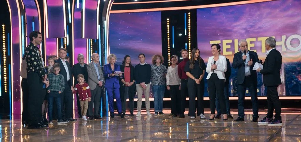 Jacqueline, Éric, Tim, Sethi, Sacha, Elena, Marley et Mylane, Léa, Jules, Adrien, ... tous sont des pionniers d’une révolution médicale en marche et symboles de victoire du Téléthon !